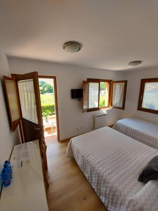 El Cuadron Bed & Breakfast Camango Exterior photo